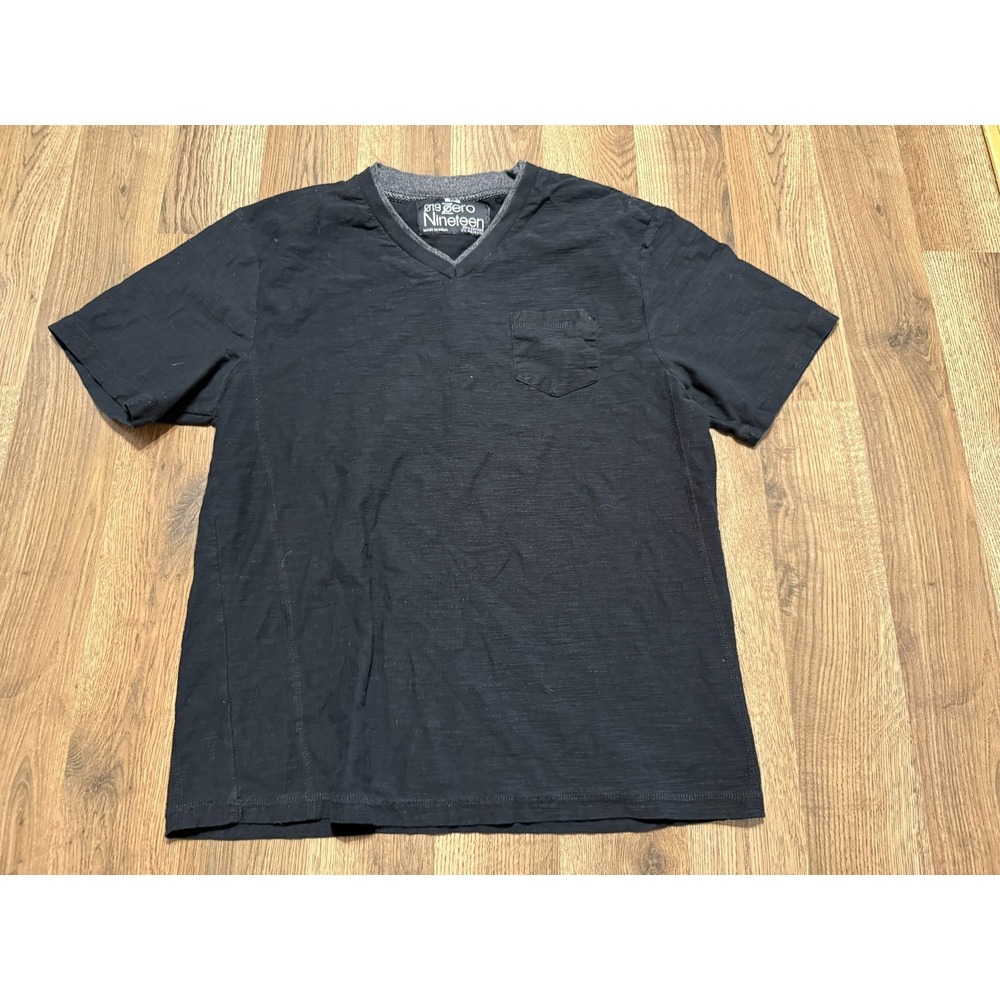 019 Zero Nineteen Shirt, Men's Size XL, Black, V-neck, Pocket Tee